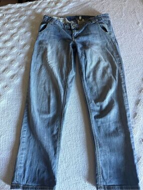 Velvet Heart cropped jeans -SZ 8
@15